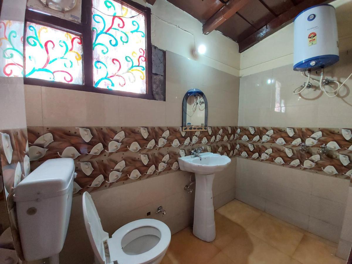 Goroomgo You And Me Nainital Exterior photo